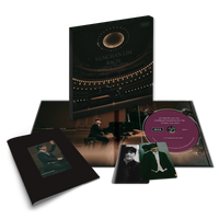 cofanetto con CD, cartoline speciali, booklet, box esterno di confezione brossurato delle musiche Variazioni Goldberg di Bach interpretate da Yunchan Lim
