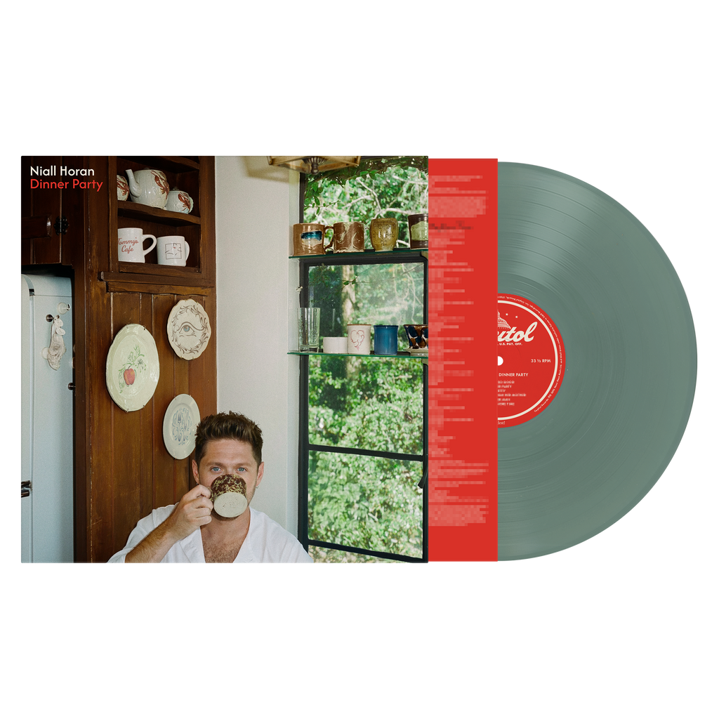 Niall Horan Dinner Party vinile LP colored vinyl verde disco verde con copertina artista seduto in cucina mentre beve da una tazza