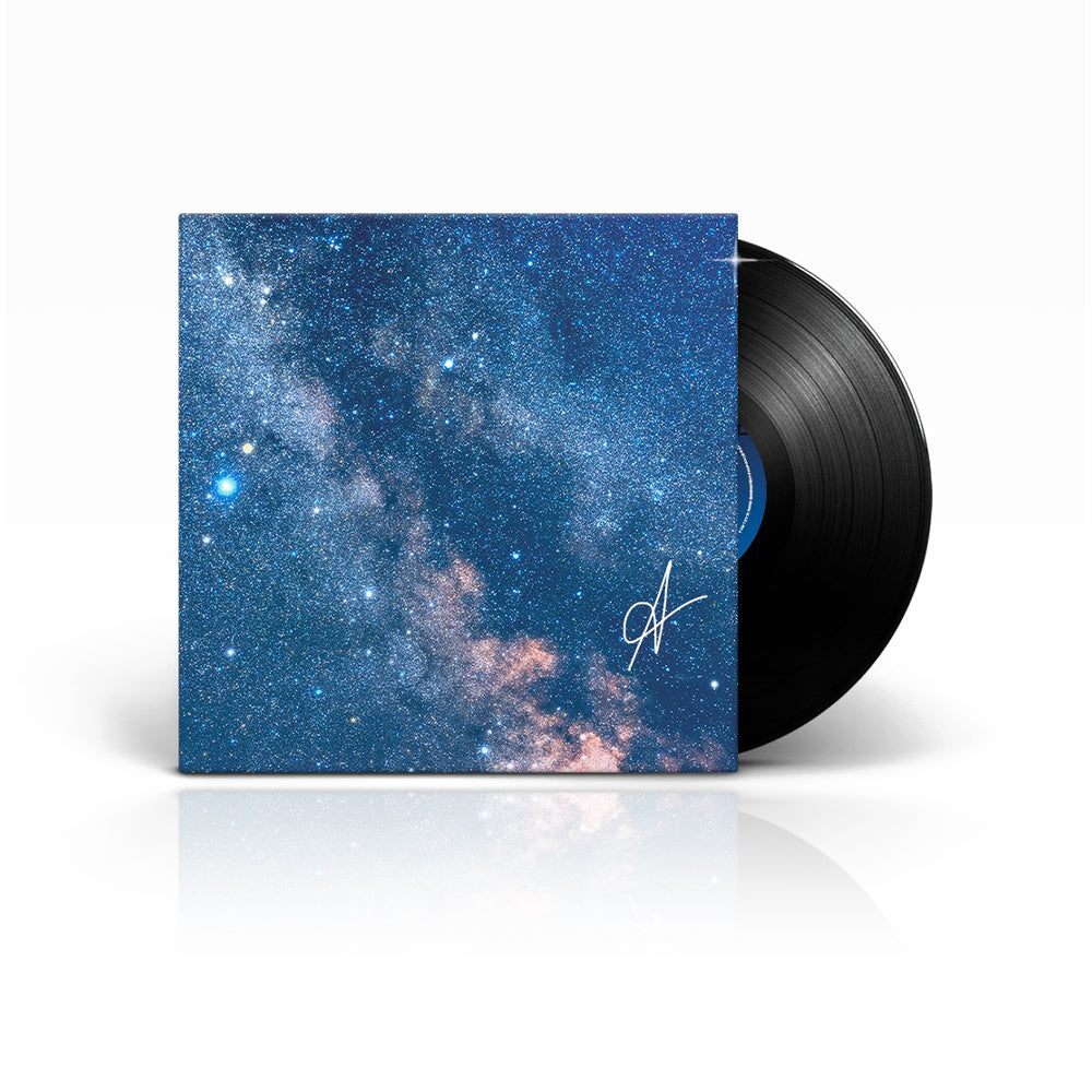 la notte il nuovo album di ariete su vinile nero alternative cover autografato cielo stellato questa copertina è realizzata su una carta laminata che crea un effetto argentato