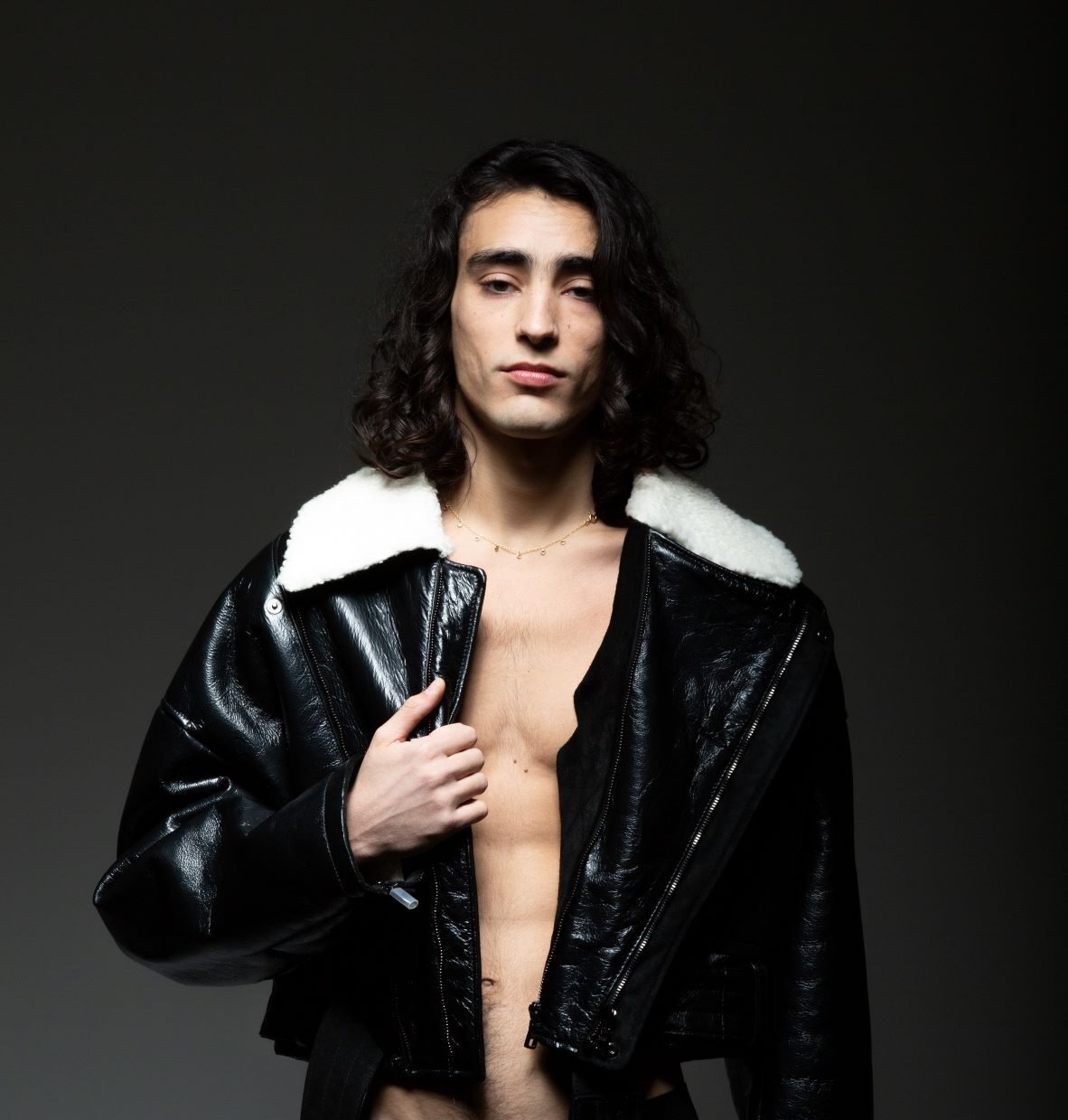 Vinili, CD e Merch ufficiale di VillaBanks | Universal Music